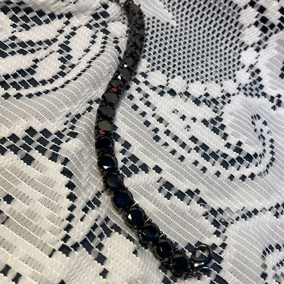 NEW SLEEK GORGEOUS BLACK HEMATITE IMPRESSION BRACELET SPARKLING BLING PARK LANE - Picture 3 of 10